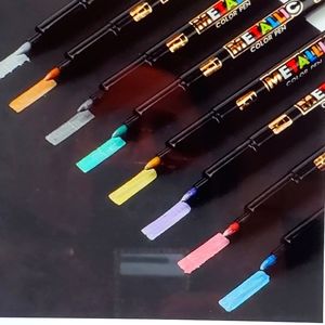 8 piece Set of Metalic Pens